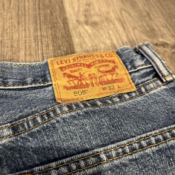 Levi's 550 Men's Relaxed Fit Denim Shorts Size 32 Blue Jean Dad Jorts Y2K - Picture 4 of 8